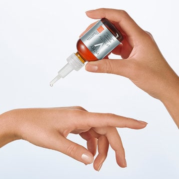 %16 SAF C VİTAMİNİ SERUM